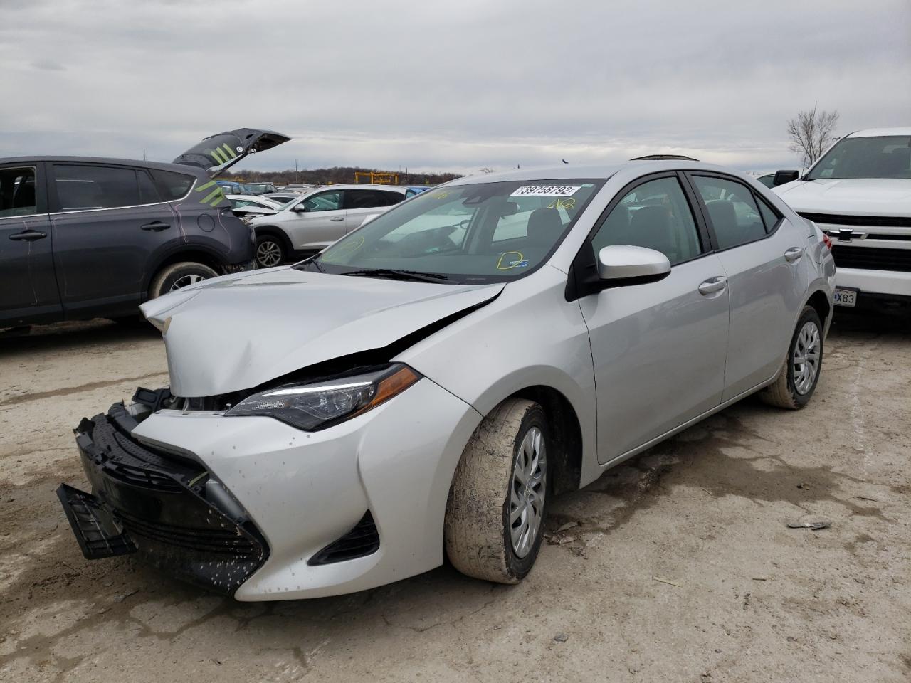Photo 15 from auction – 2017 TOYOTA COROLLA L with VIN 5YFBURHE8HP684766