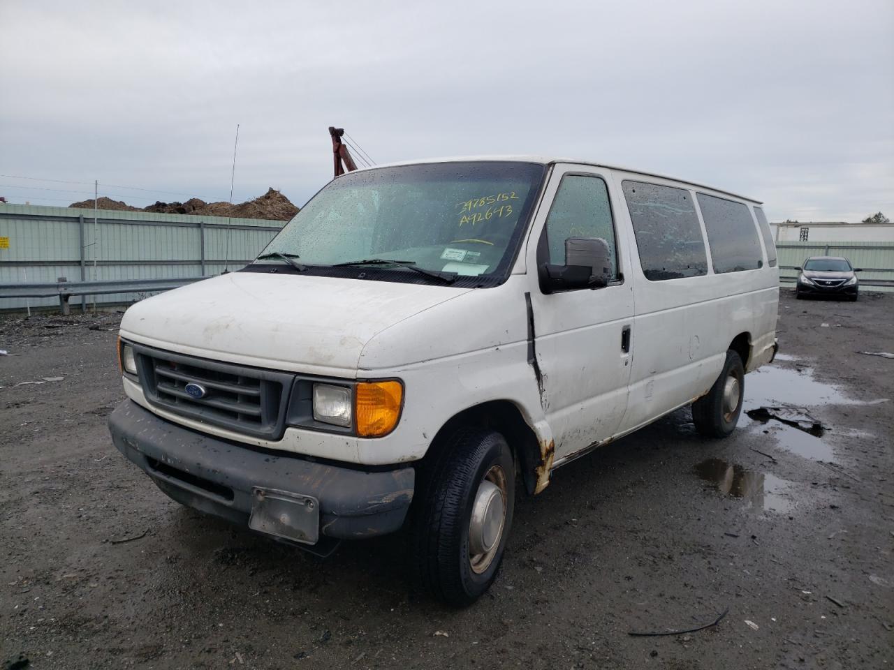 Photo 2 from auction – 2003 FORD ECONOLINE with VIN 1FBSS31L63HA92643