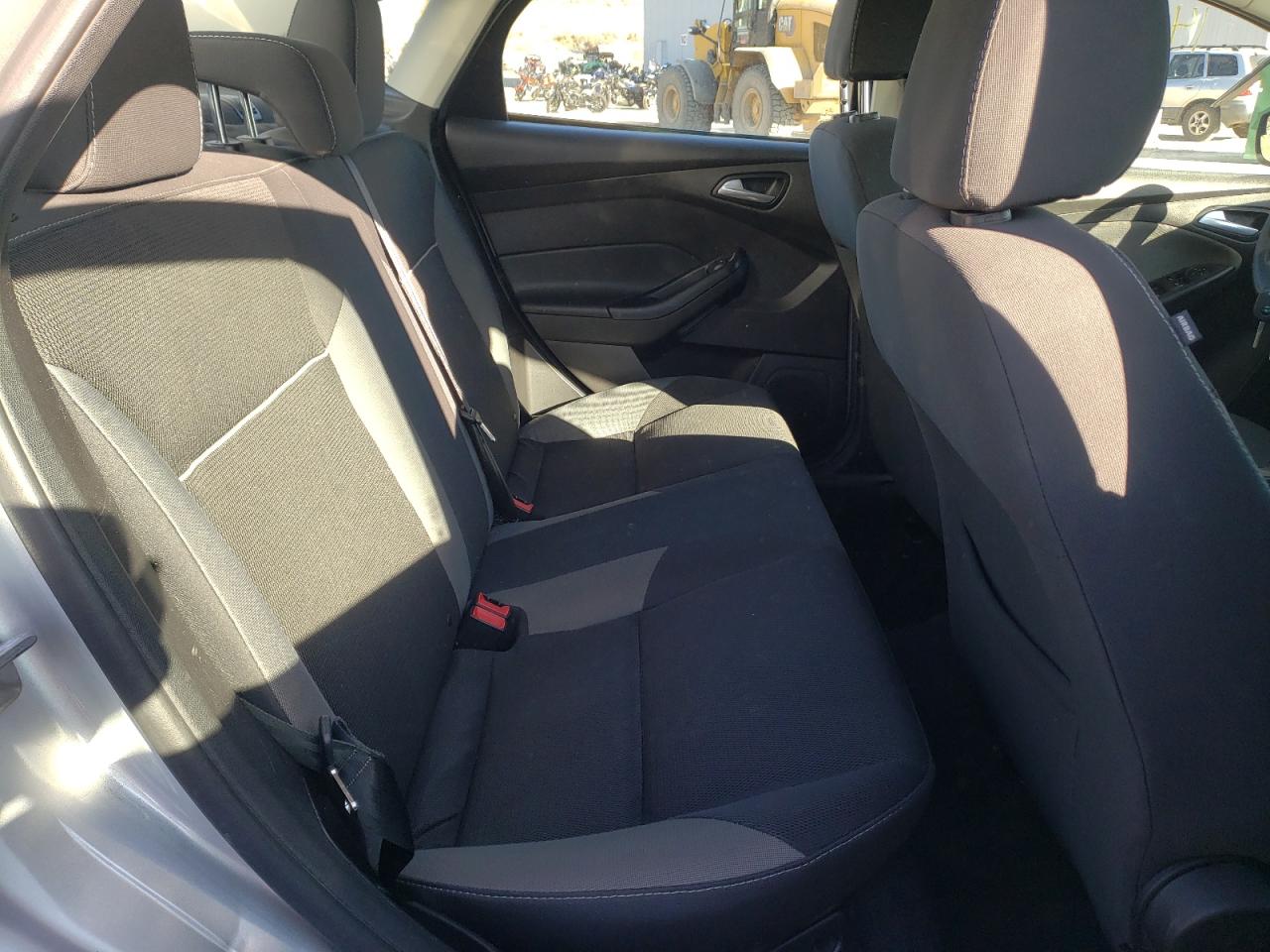 Photo 6 from auction – 2014 FORD FOCUS SE with VIN 1FADP3F20EL248770