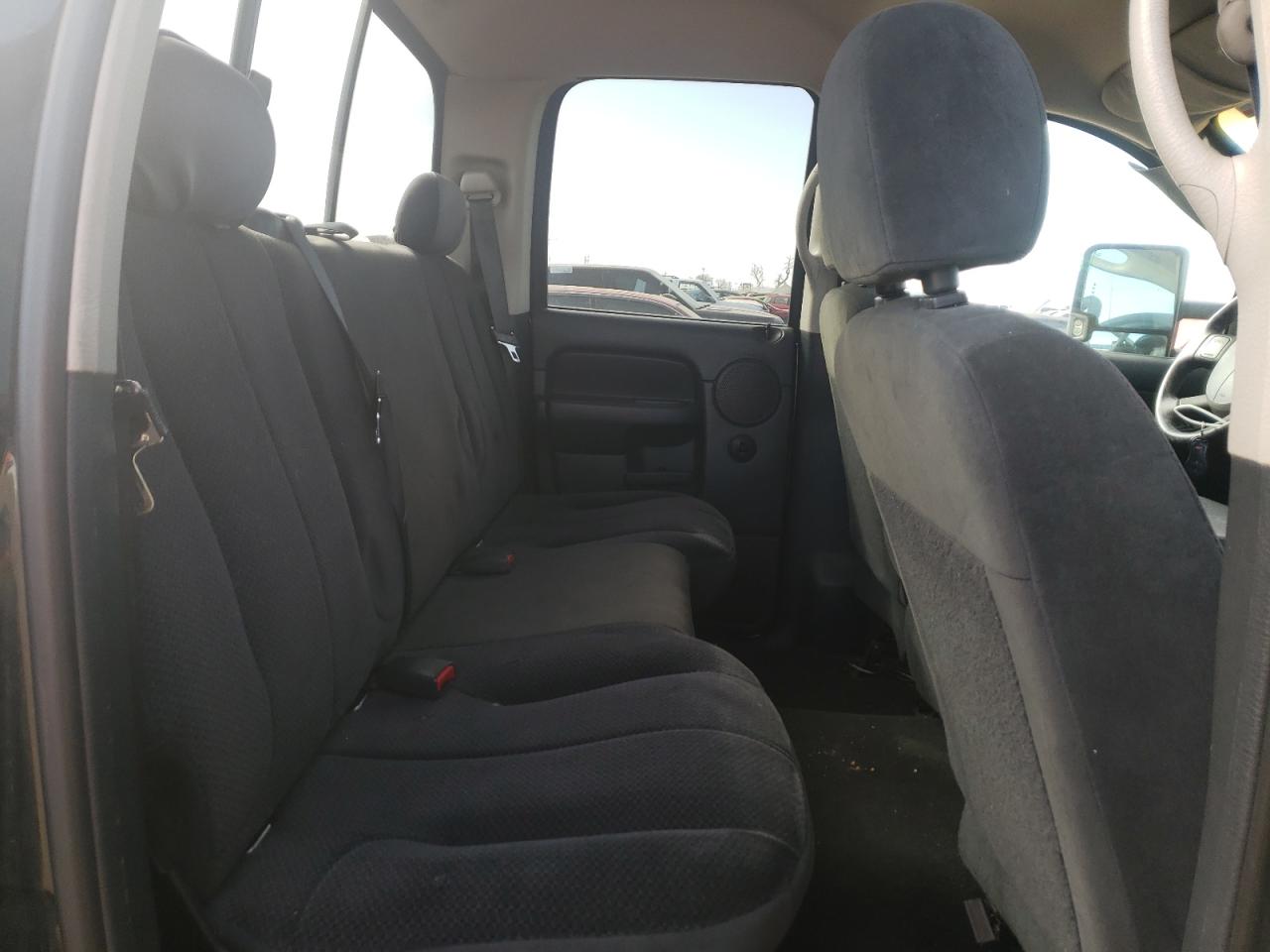 Photo 6 from auction – 2005 DODGE RAM 1500 S with VIN 1D7HU18N45S290094