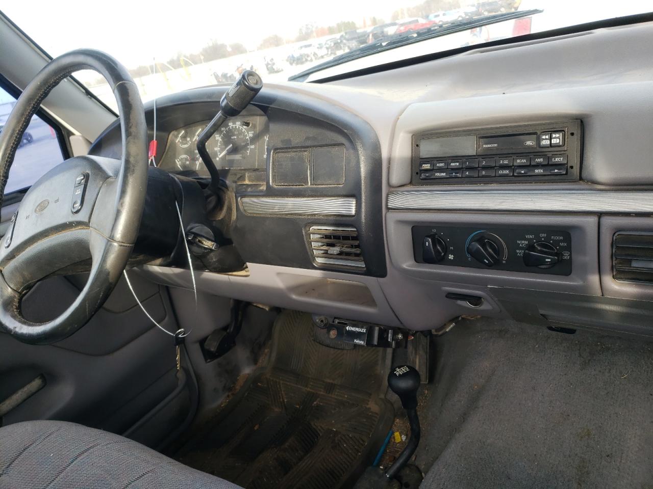 Photo 9 from auction – 1995 FORD F250 with VIN 2FTHF26F9SCA68771