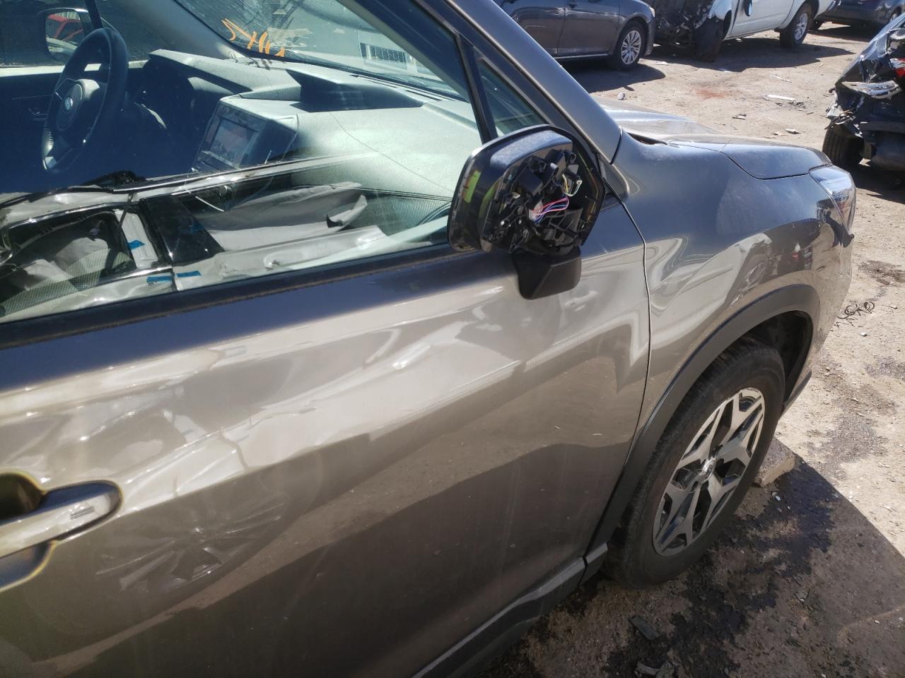 Photo 9 from auction – 2019 SUBARU FORESTER P with VIN JF2SKAGC5KH578609