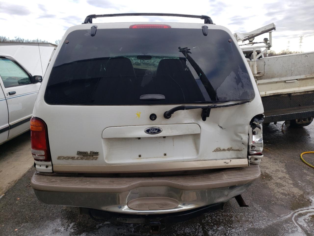 Photo 9 from auction – 2001 FORD EXPLORER E with VIN 1FMZU64PX1ZA78848