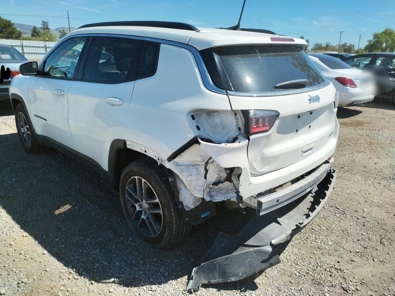 Photo 9 from auction – 2020 JEEP COMPASS LA with VIN 3C4NJCBB6LT205719