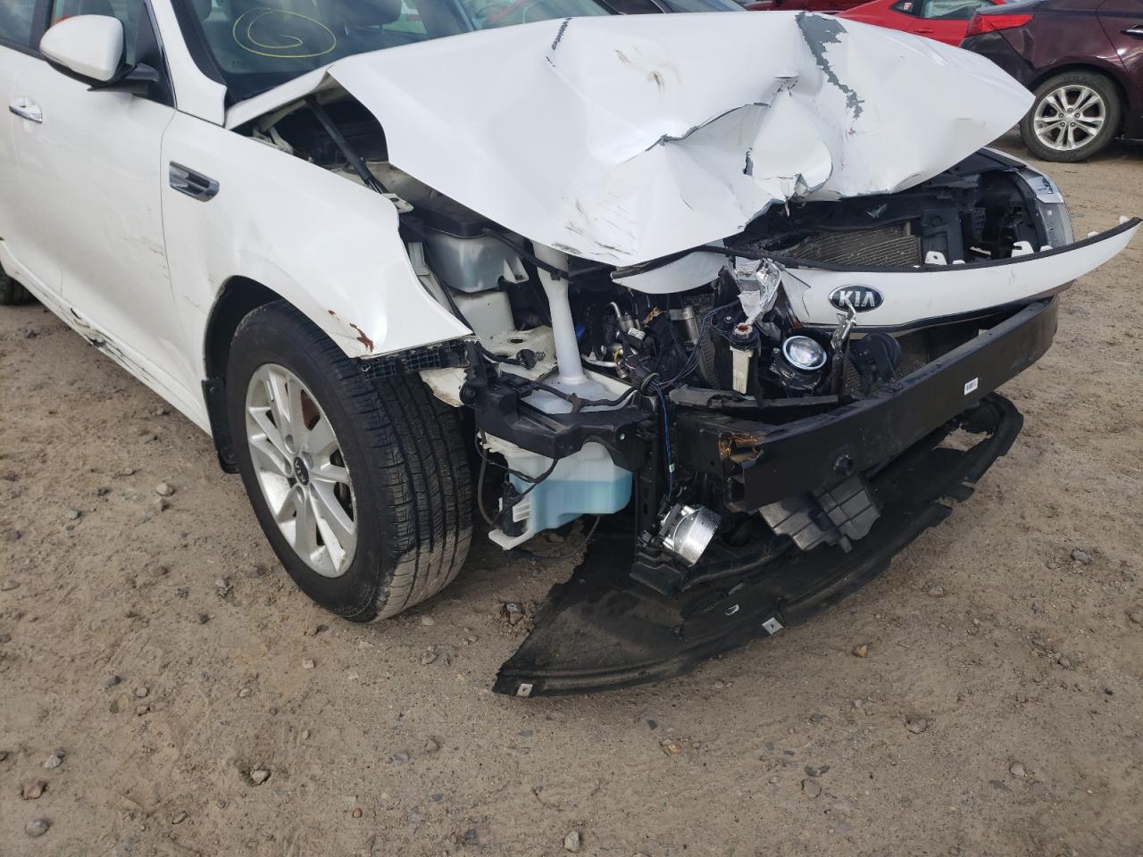 Photo 9 from auction – 2016 KIA OPTIMA LX with VIN KNAGT4L35G5084328