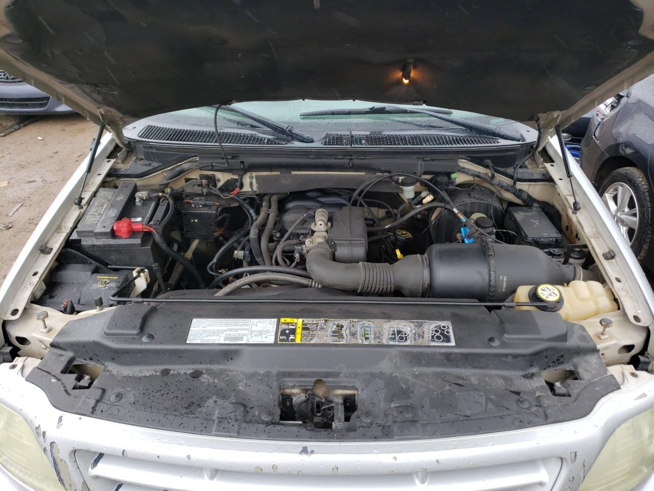 Photo 7 from auction – 2003 FORD F150 with VIN 2FTRF07203CA10330