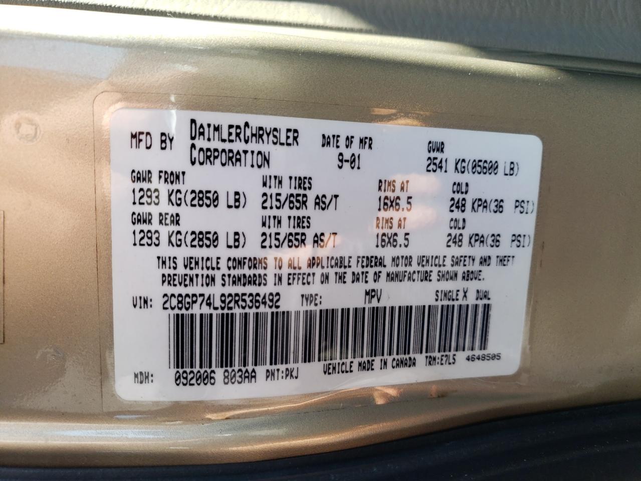 Photo 10 from auction – 2002 CHRYSLER TOWN & COU with VIN 2C8GP74L92R536492
