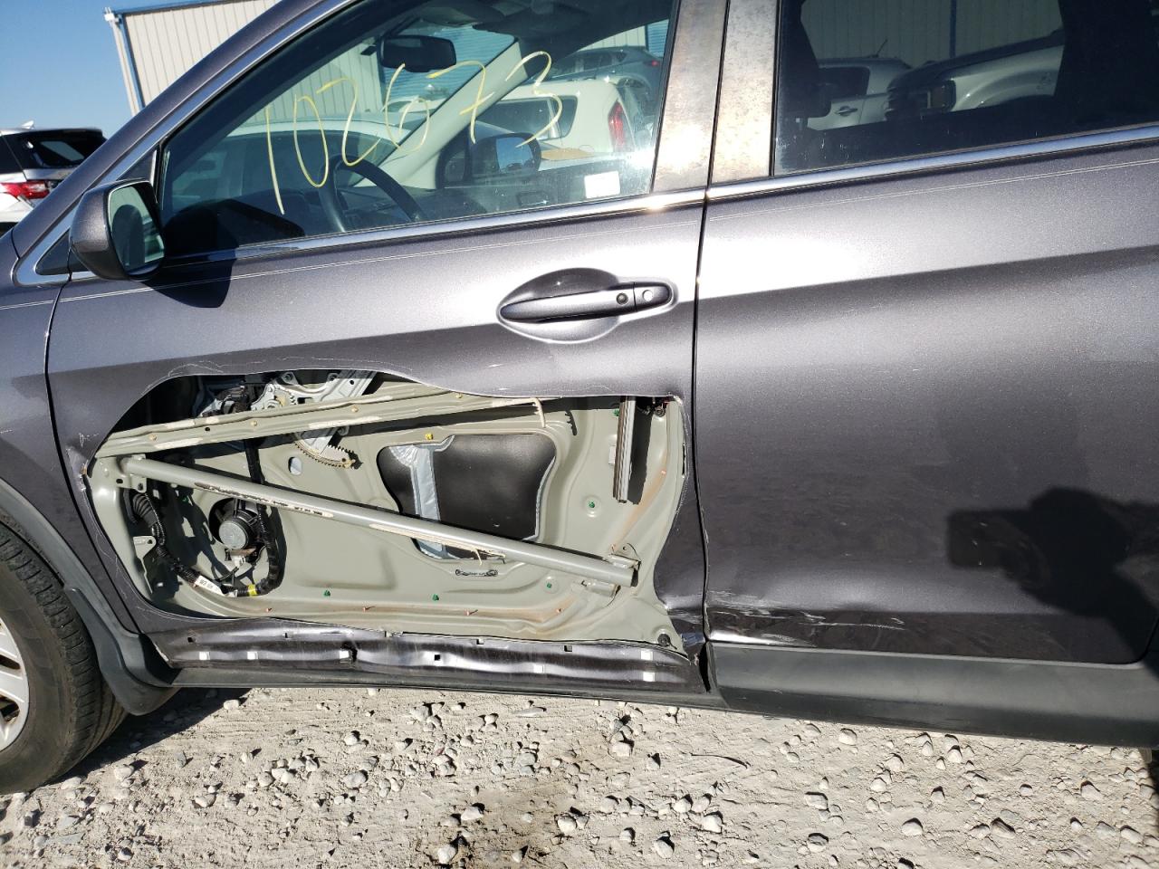 Photo 9 from auction – 2015 HONDA CR-V EXL with VIN 2HKRM3H77FH559068
