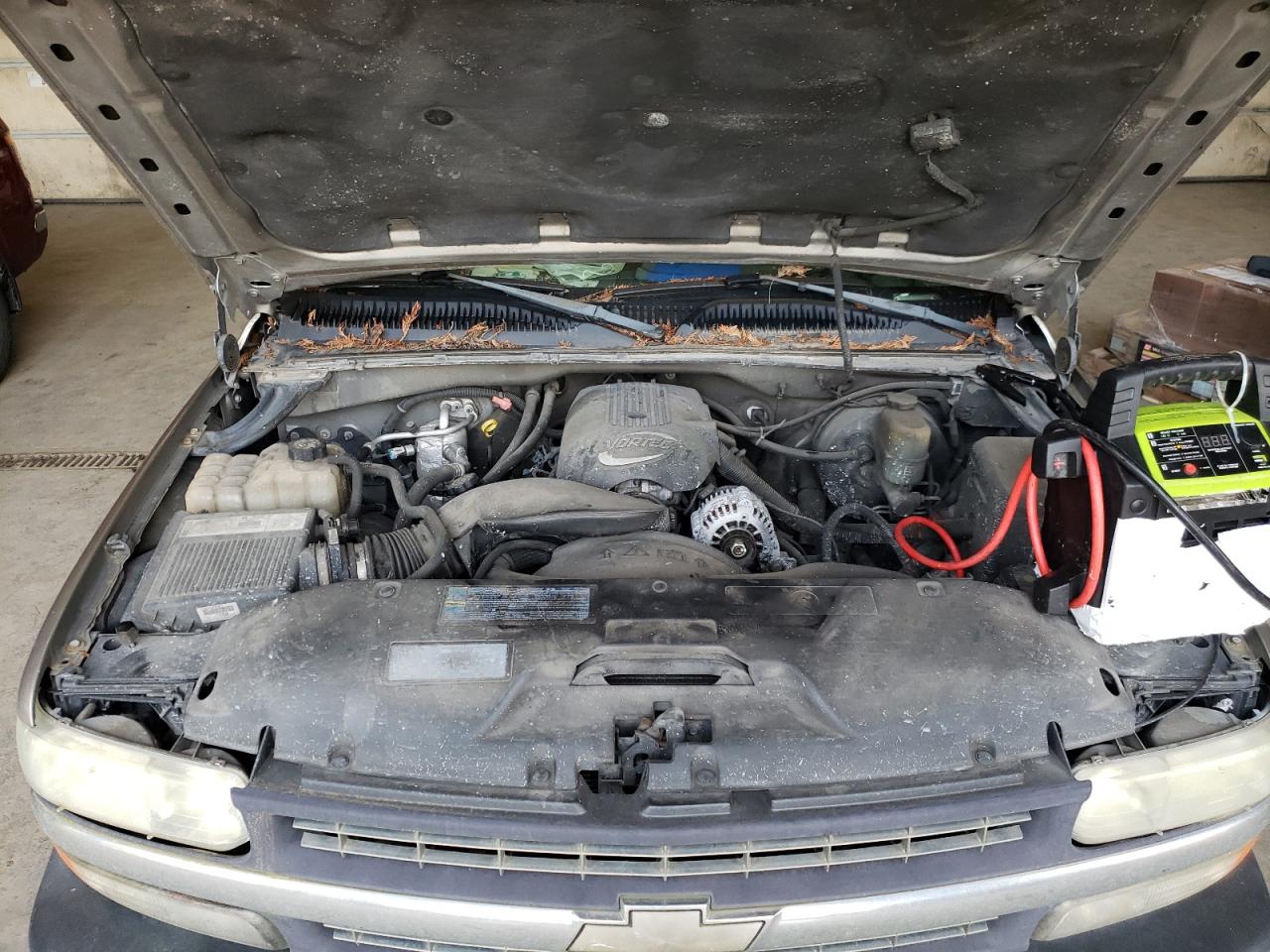 Photo 7 from auction – 2002 CHEVROLET SILVERADO with VIN 2GCEC19V121341710