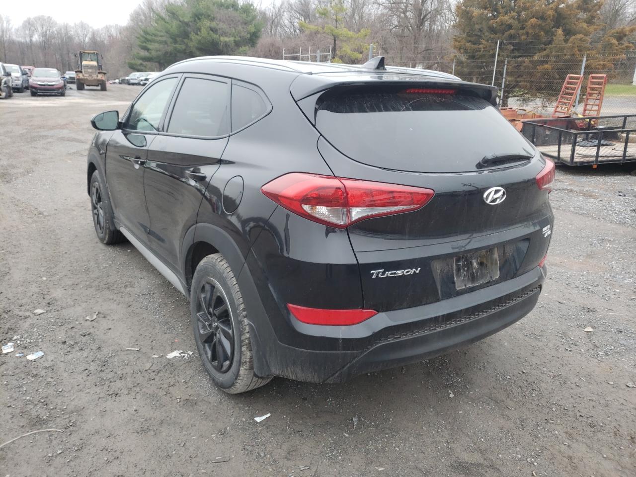 Photo 3 from auction – 2018 HYUNDAI TUCSON SEL with VIN KM8J3CA48JU745969