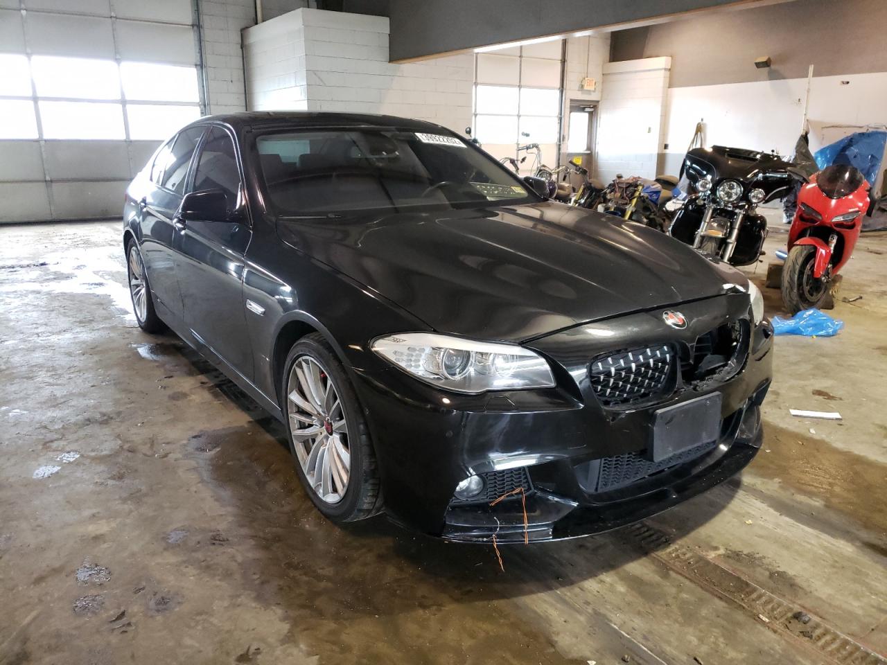 BMW 550 I 2011 with VIN WBAFR9C57BC270336 - Photo from auction