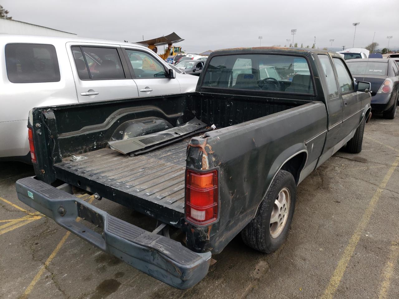 Photo 4 from auction – 1996 DODGE DAKOTA with VIN 1B7GL23X6TS561855