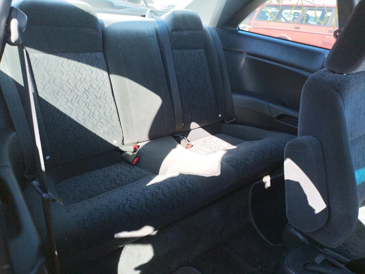 Photo 6 from auction – 2002 HONDA CIVIC LX with VIN 1HGEM22512L088512
