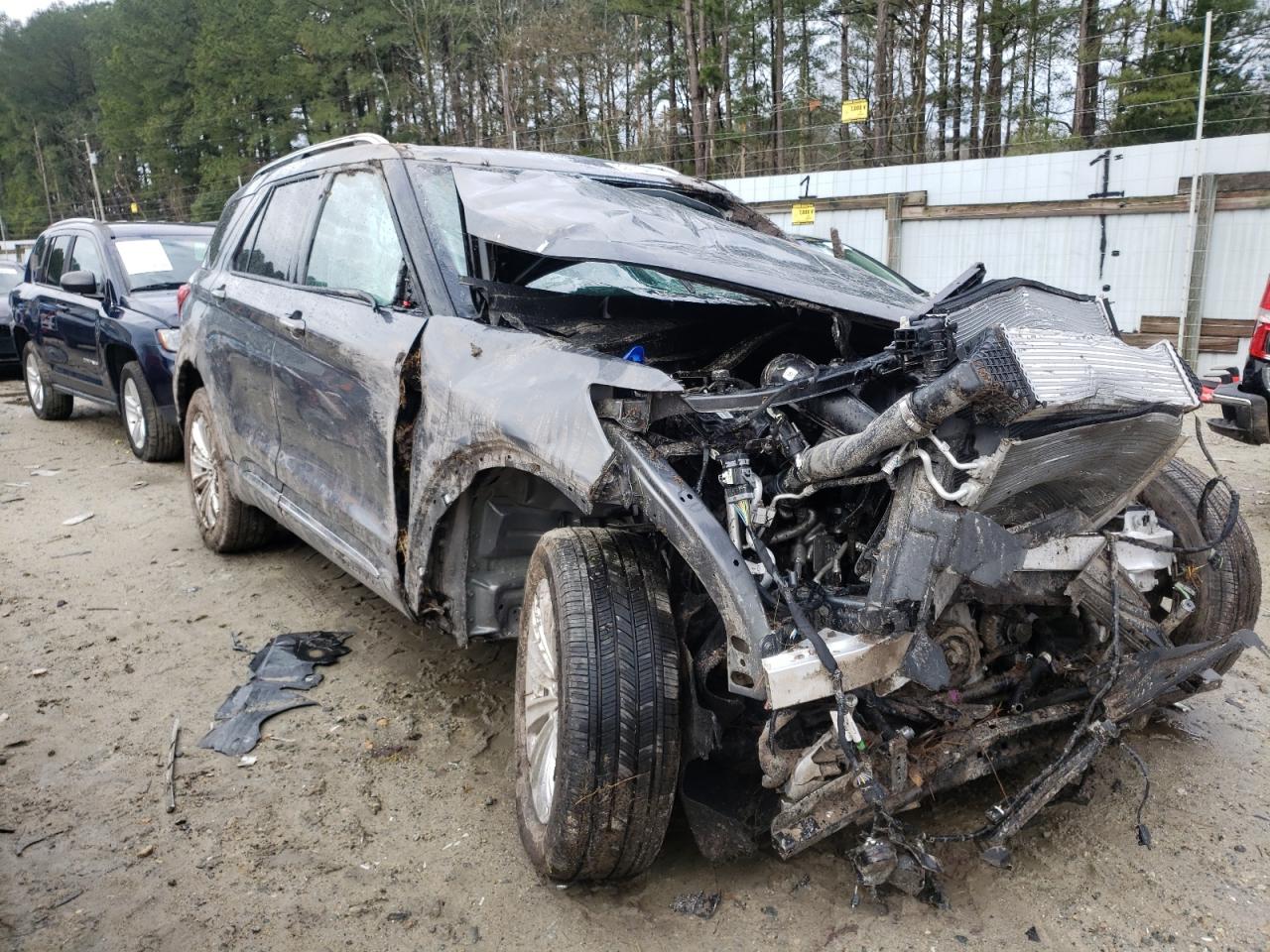 FORD EXPLORER L 2021 with VIN 1FMSK8FH7MGB49335 - Photo from auction