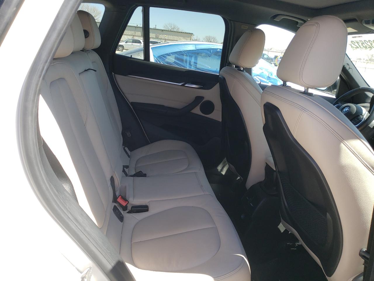 Photo 18 from auction – 2017 BMW X1 SDRIVE2 with VIN WBXHU7C34HP925425