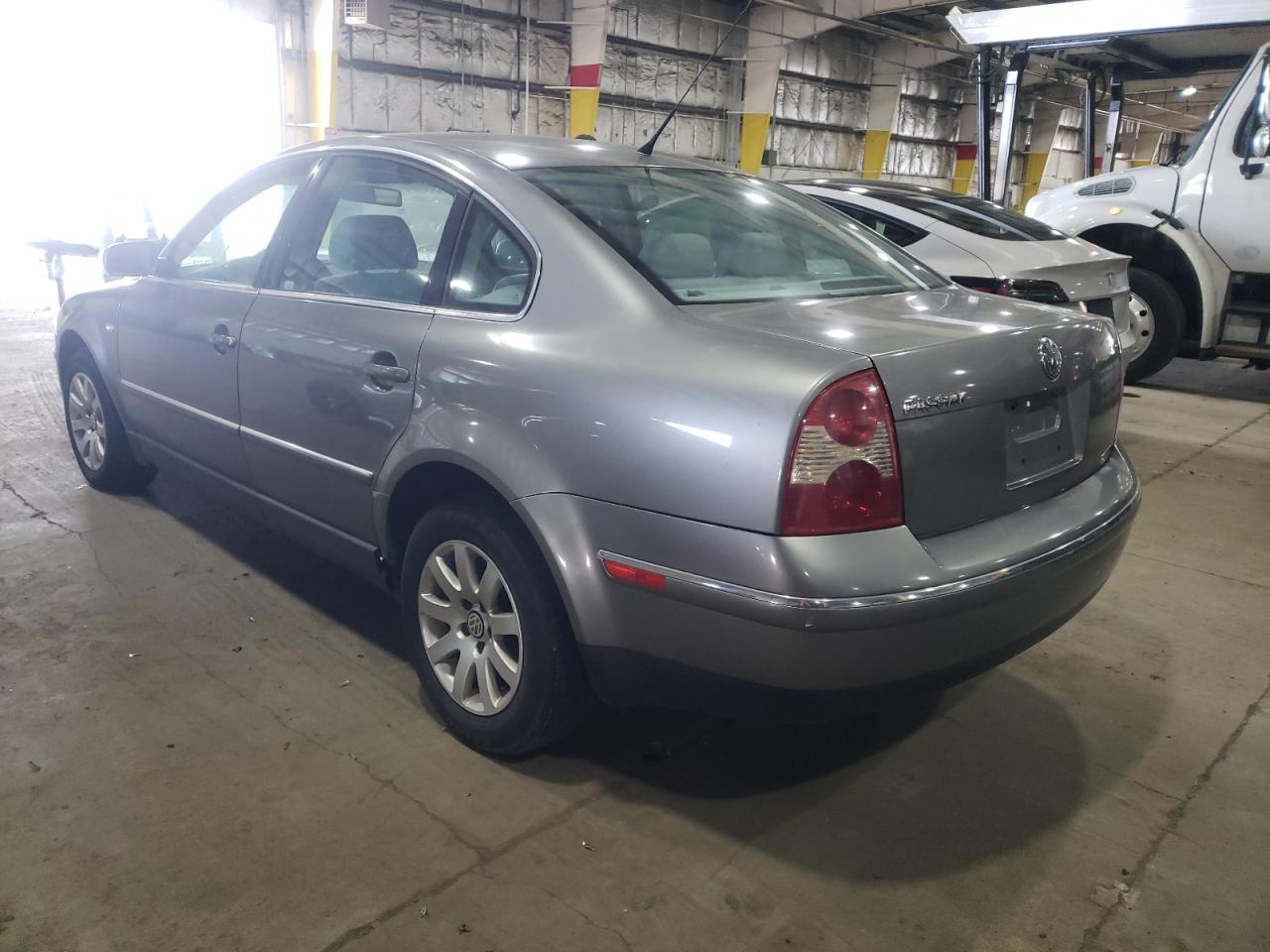 Photo 3 from auction – 2002 VOLKSWAGEN PASSAT GLS with VIN WVWPD63B12P067297