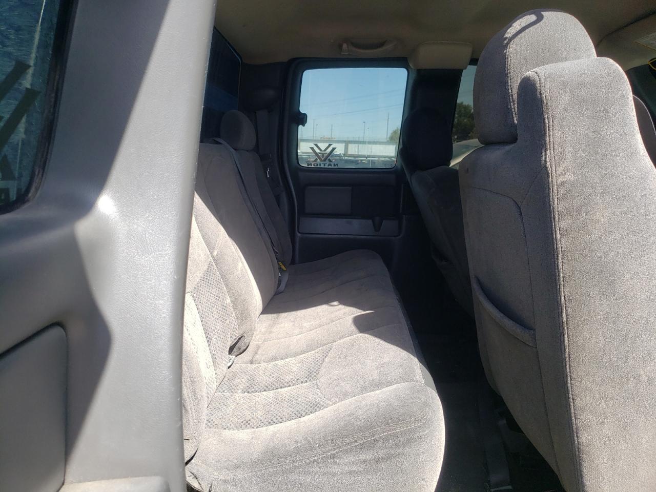 Photo 6 from auction – 2006 CHEVROLET SILVERADO with VIN 1GCEK19BX6Z182952