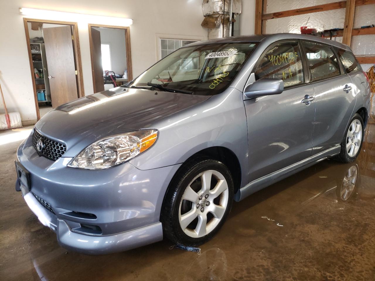 Photo 2 from auction – 2003 TOYOTA MATRIX with VIN 2T1KR32E83C004185