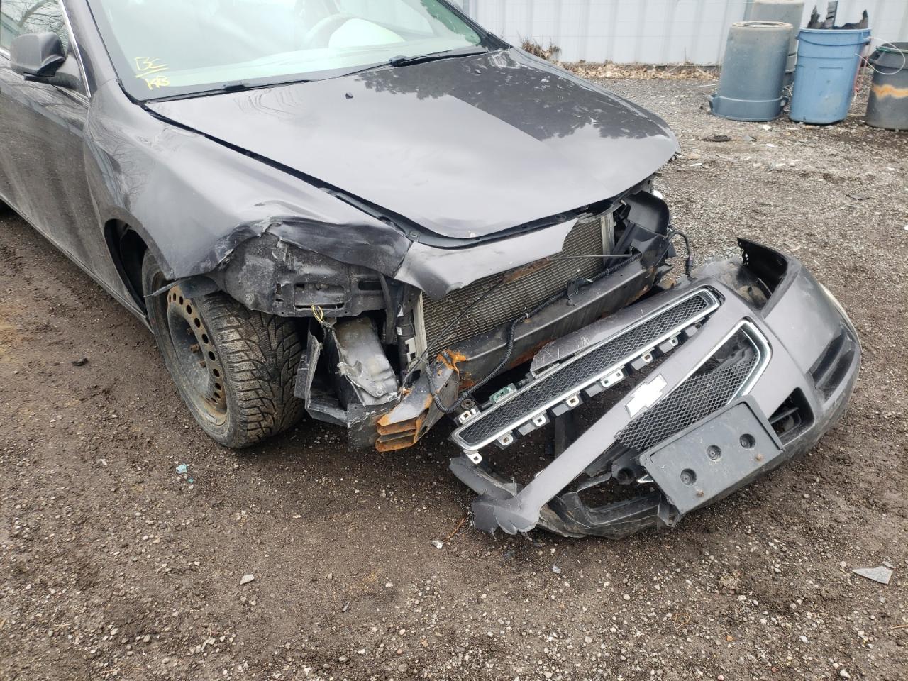 Zdjęcie 9 z aukcji – 2011 CHEVROLET MALIBU LS z VIN 1G1ZB5EU2BF138013