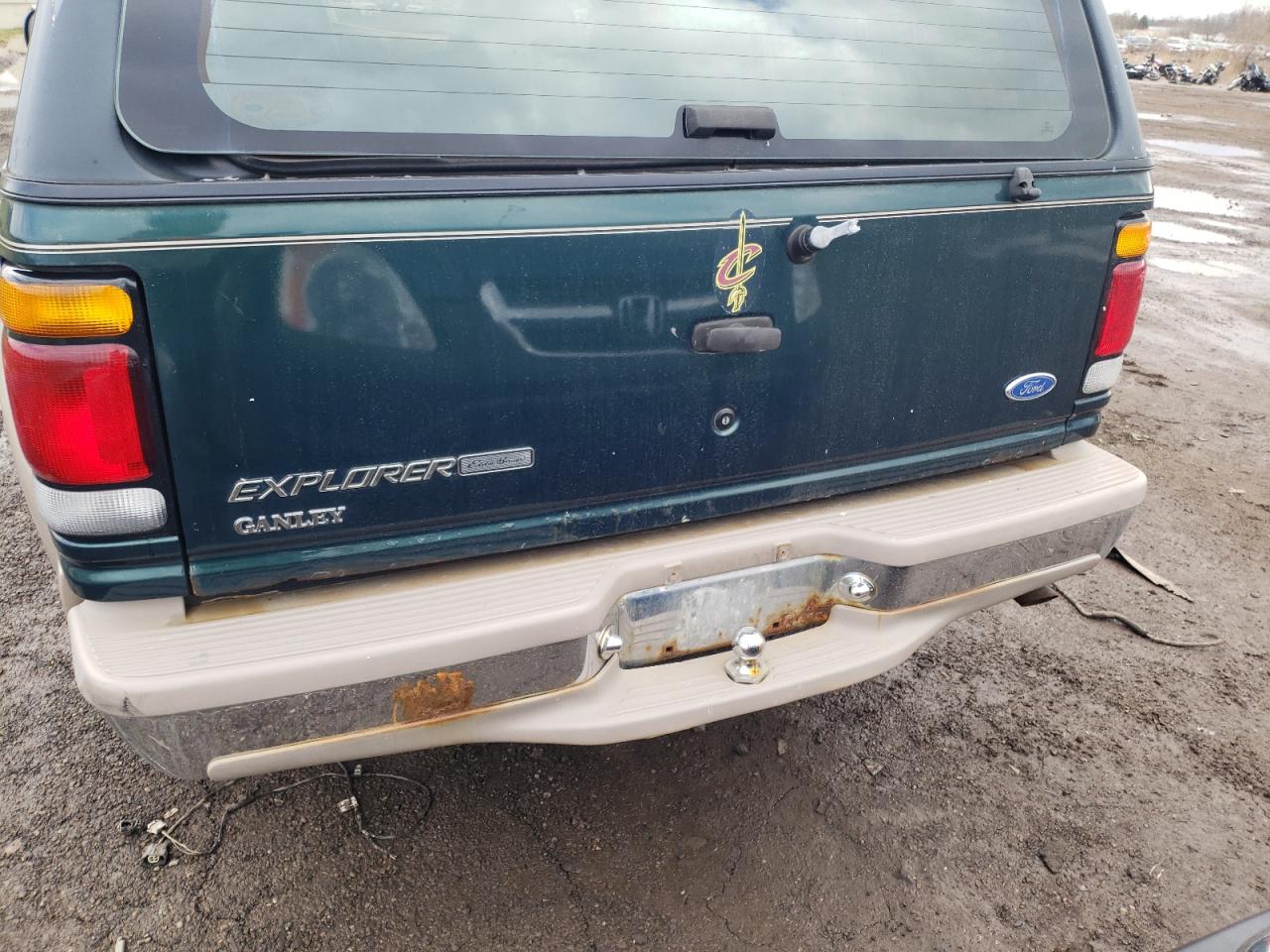 Photo 9 from auction – 1997 FORD EXPLORER with VIN 1FMDU35P9VUB33350