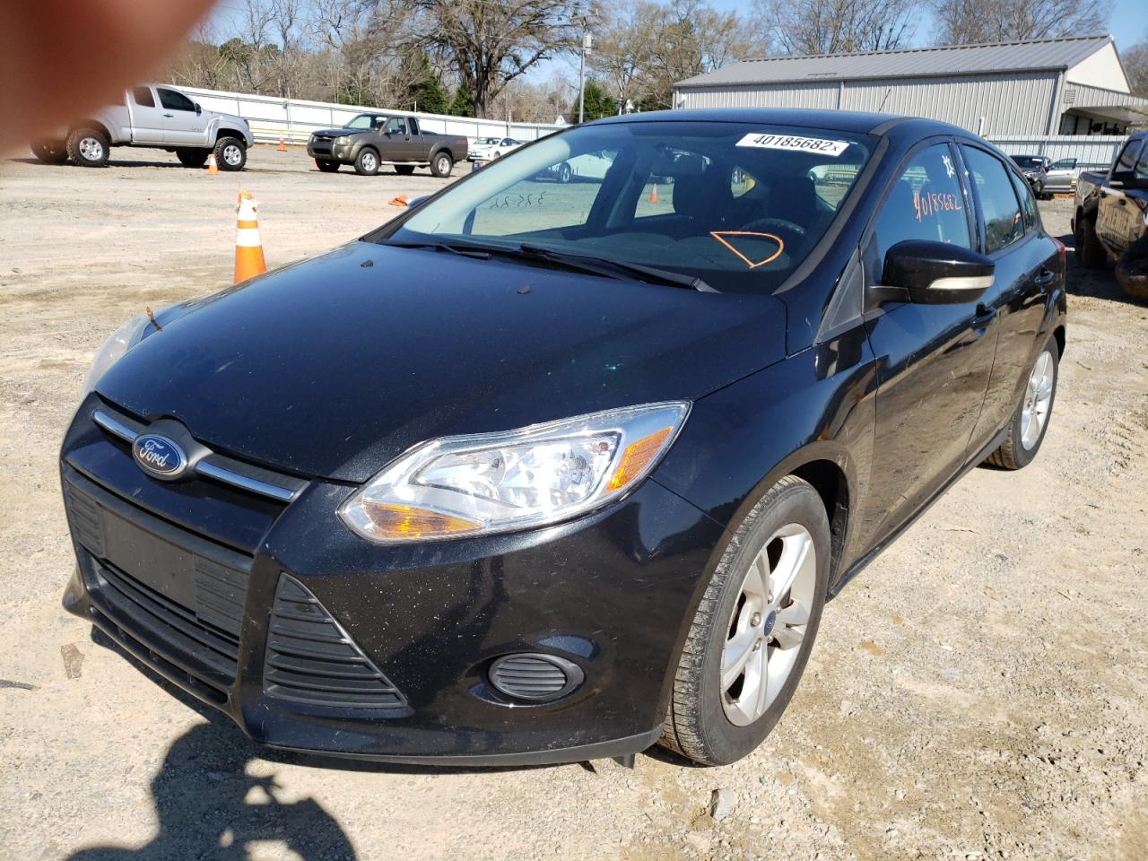 Photo 2 from auction – 2014 FORD FOCUS SE with VIN 1FADP3K26EL277874