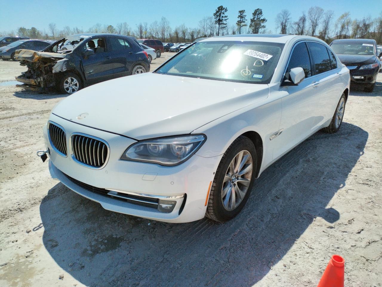 Photo 2 from auction – 2015 BMW 740 LI with VIN WBAYE4C51FD139054