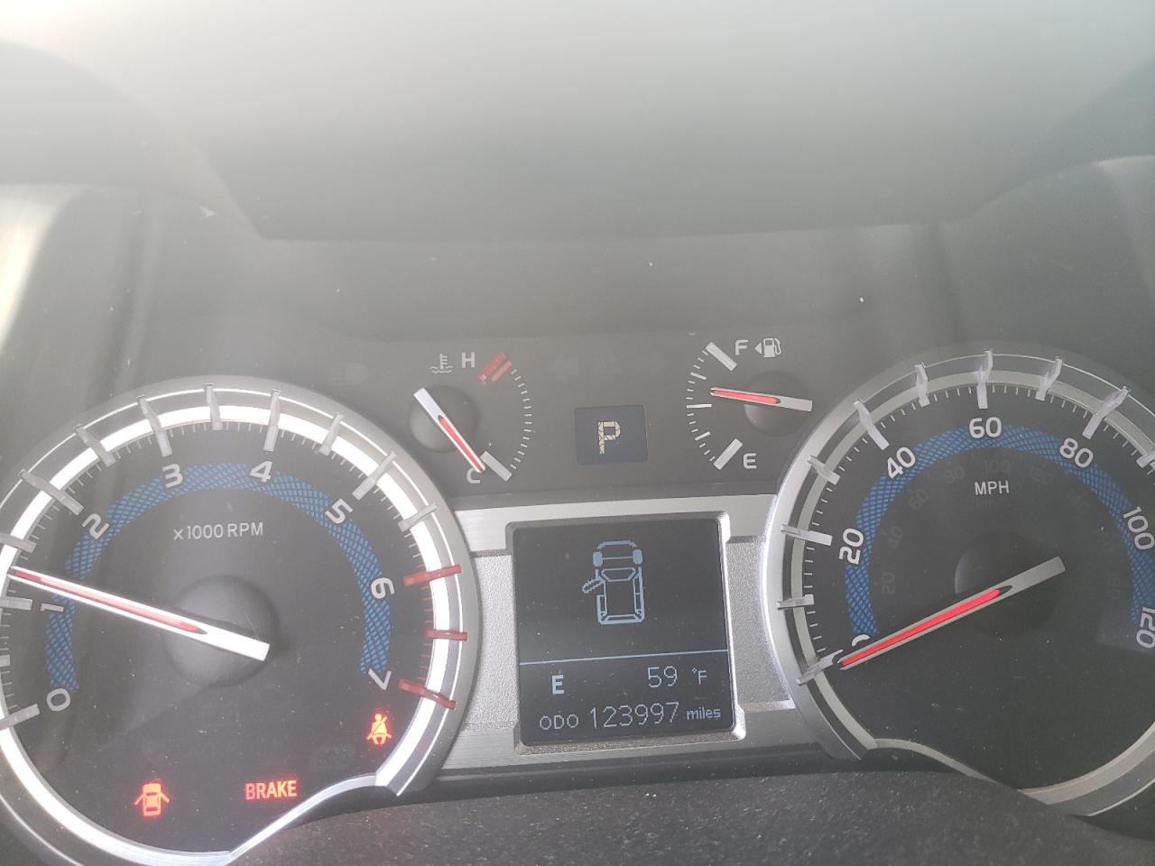 Photo 8 from auction – 2016 TOYOTA 4RUNNER SR with VIN JTEZU5JR4G5128501