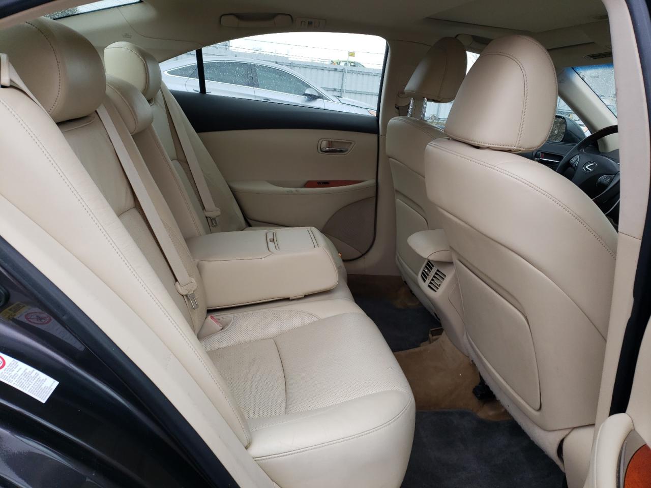 Photo 6 from auction – 2010 LEXUS ES 350 with VIN JTHBK1EG1A2369534
