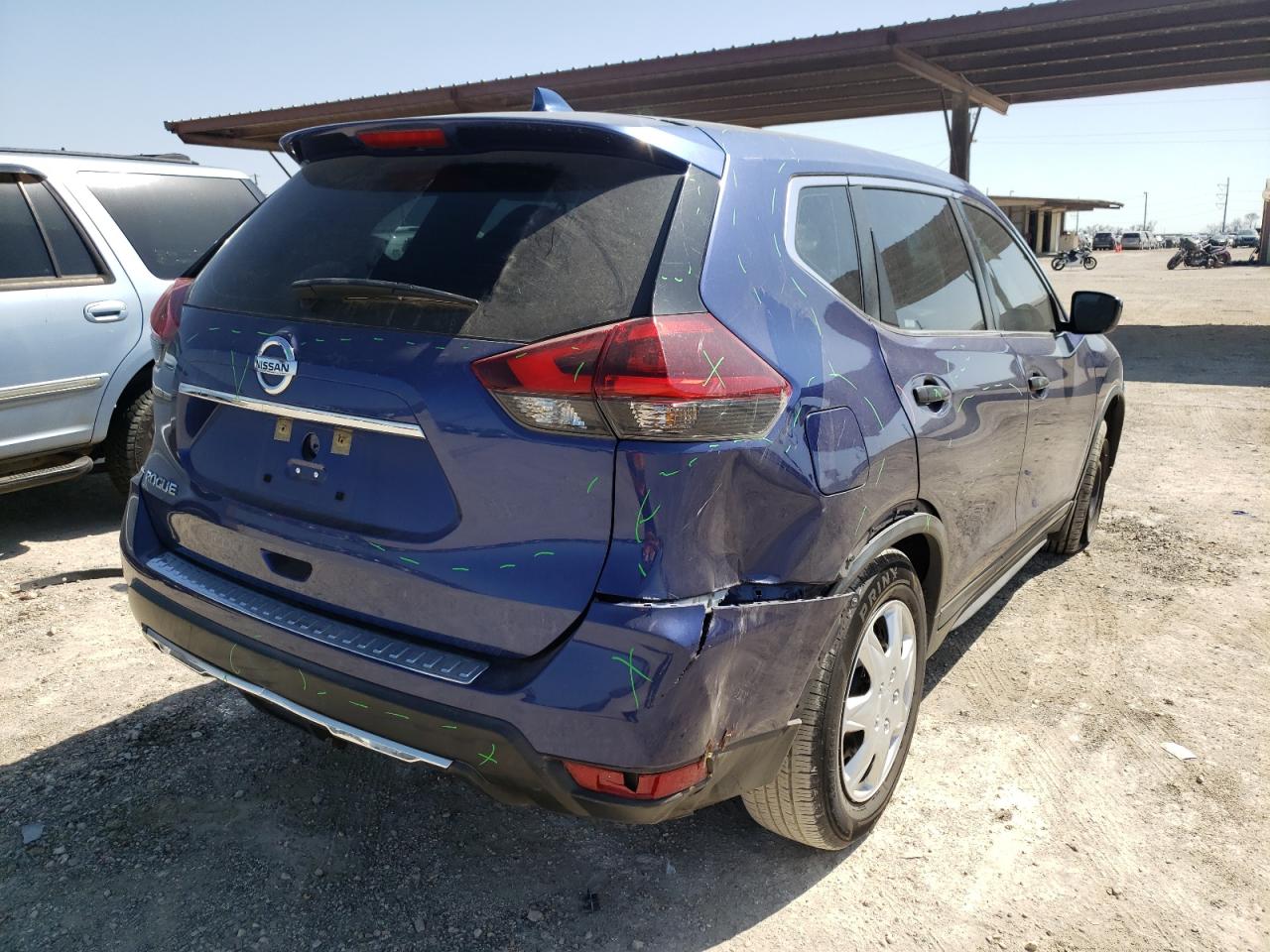 Photo 4 from auction – 2018 NISSAN ROGUE S with VIN KNMAT2MT5JP617009