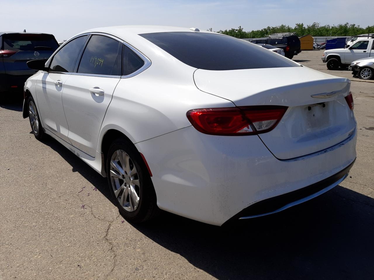 Photo 3 from auction – 2015 CHRYSLER 200 LIMITE with VIN 1C3CCCAB9FN726154