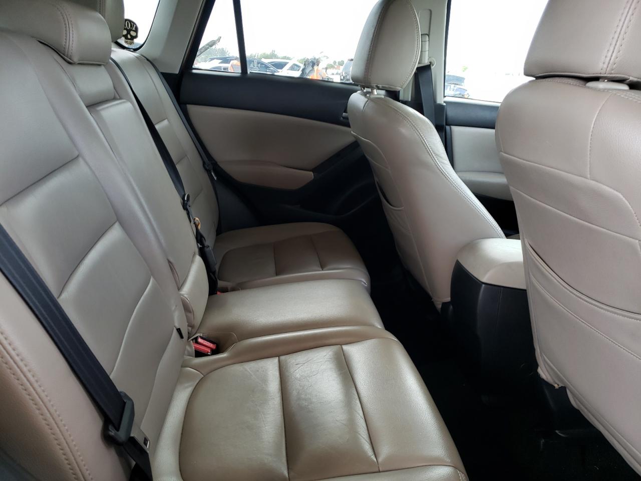 Photo 6 from auction – 2013 MAZDA CX-5 TOURI with VIN JM3KE2CE3D0107229