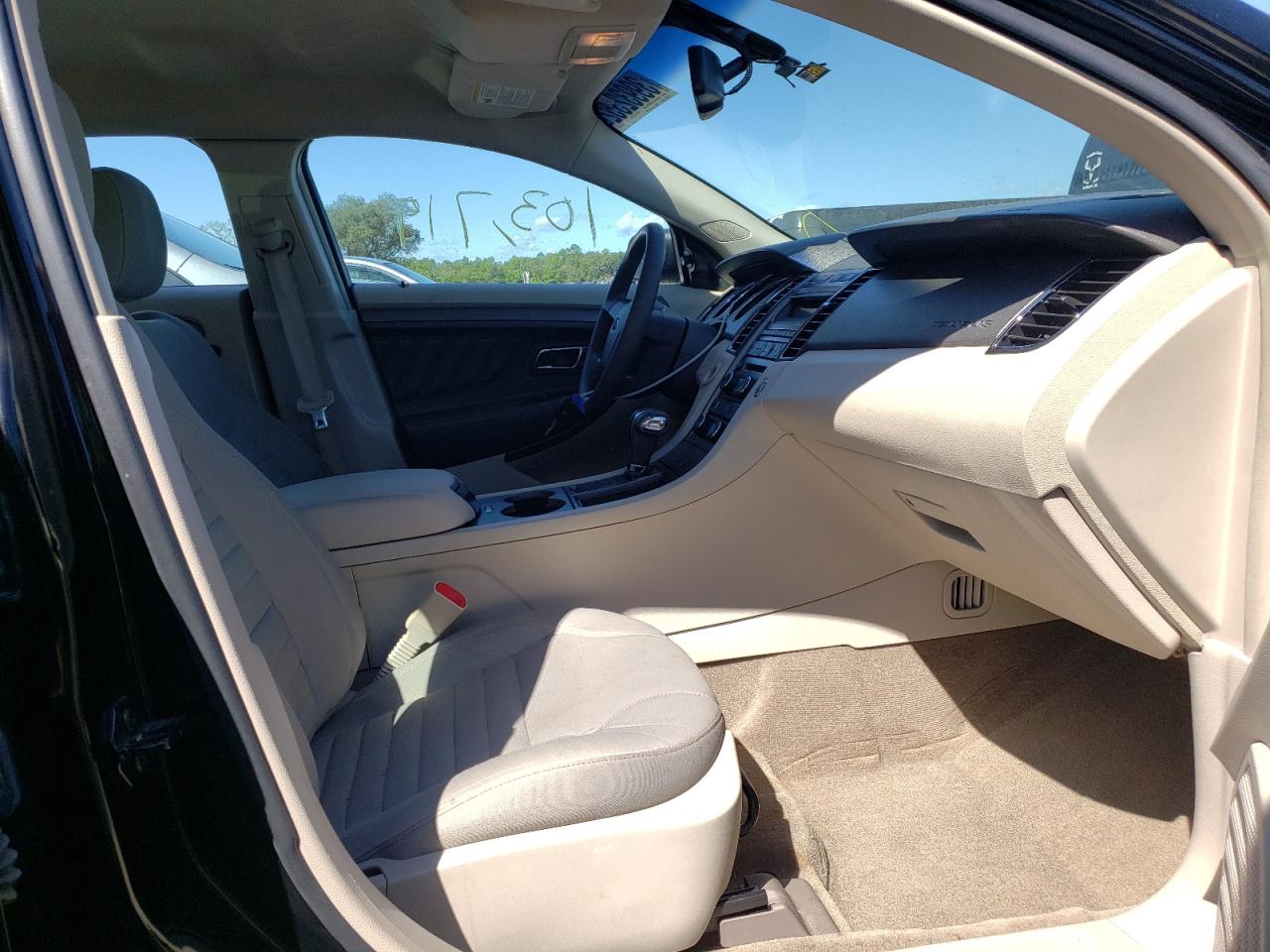 Foto 5 de la subasta – 2018 FORD TAURUS SE con VIN 1FAHP2DW4CG105098