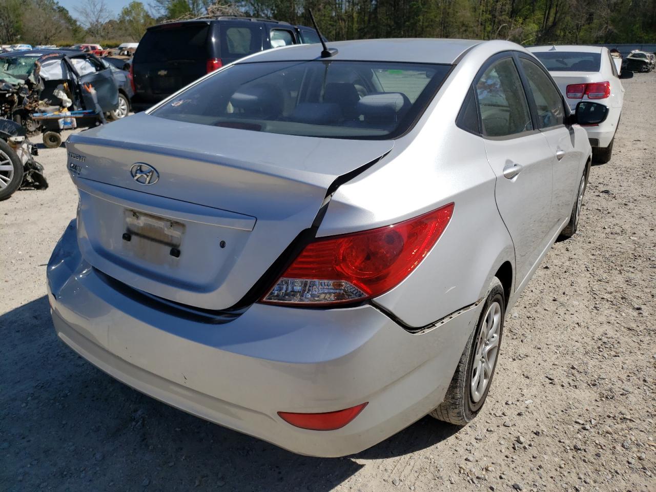 Photo 4 from auction – 2012 HYUNDAI ACCENT GLS with VIN KMHCT4AE5CU231507