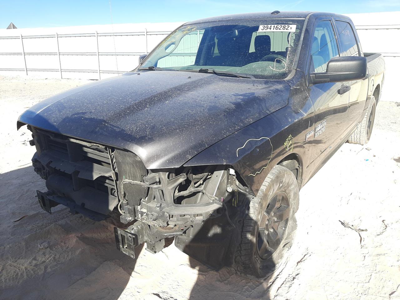 Photo 2 from auction – 2016 RAM 1500 ST with VIN 3C6RR6KT3GG321759