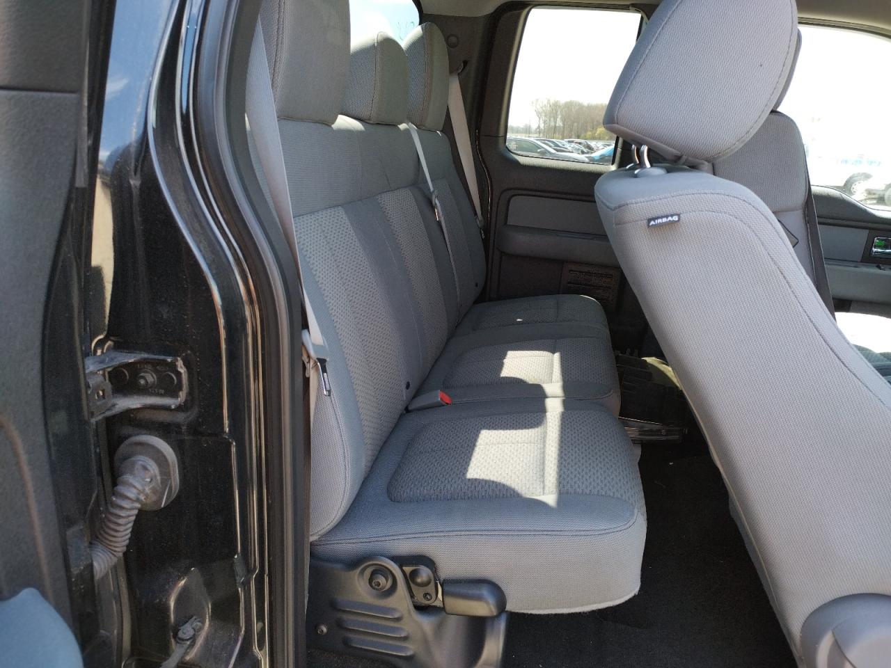 Photo 6 from auction – 2012 FORD F150 SUPER with VIN 1FTFX1ET0CFB40730