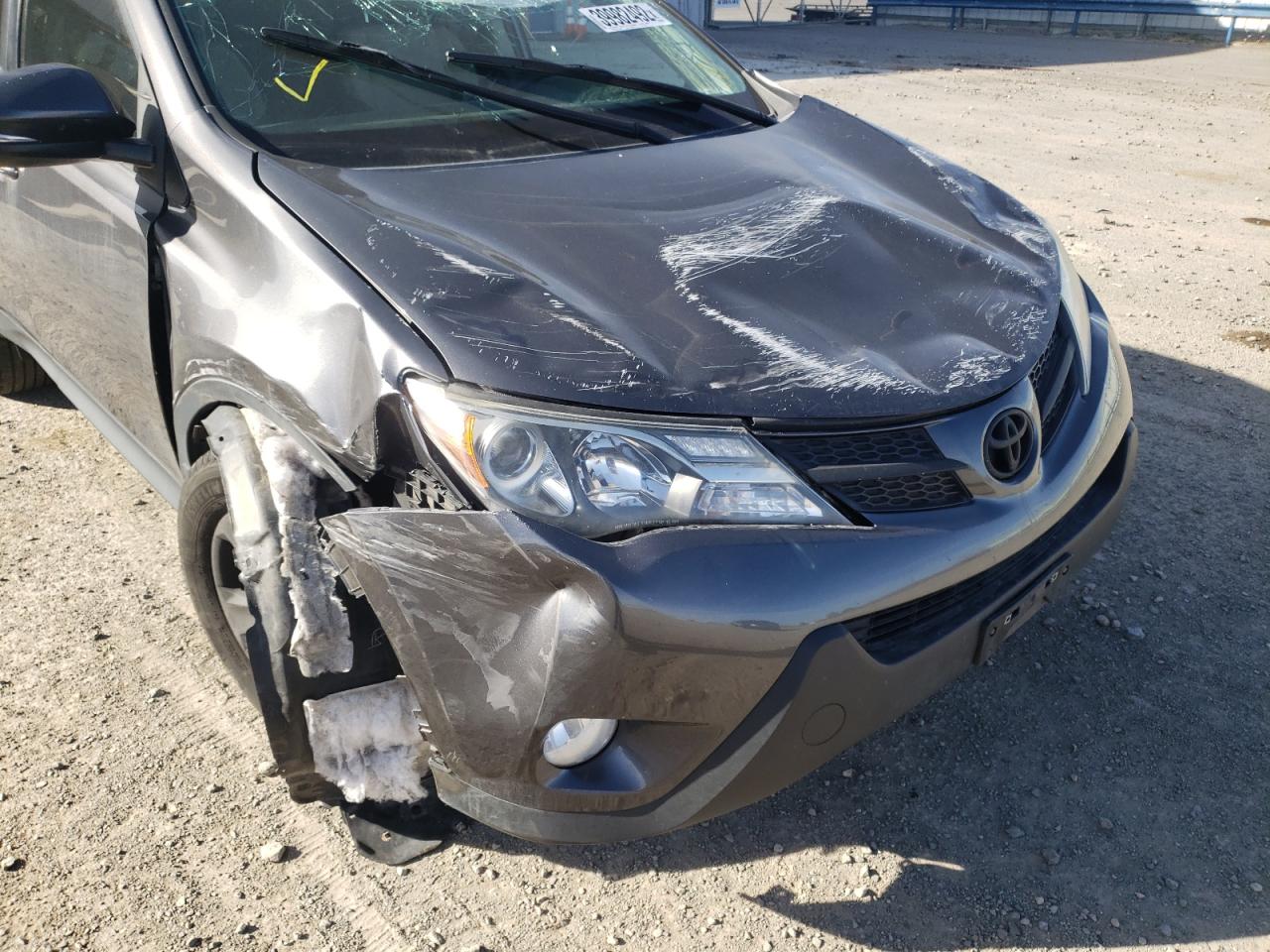 Photo 9 from auction – 2014 TOYOTA RAV4 XLE with VIN 2T3RFREV6EW188704