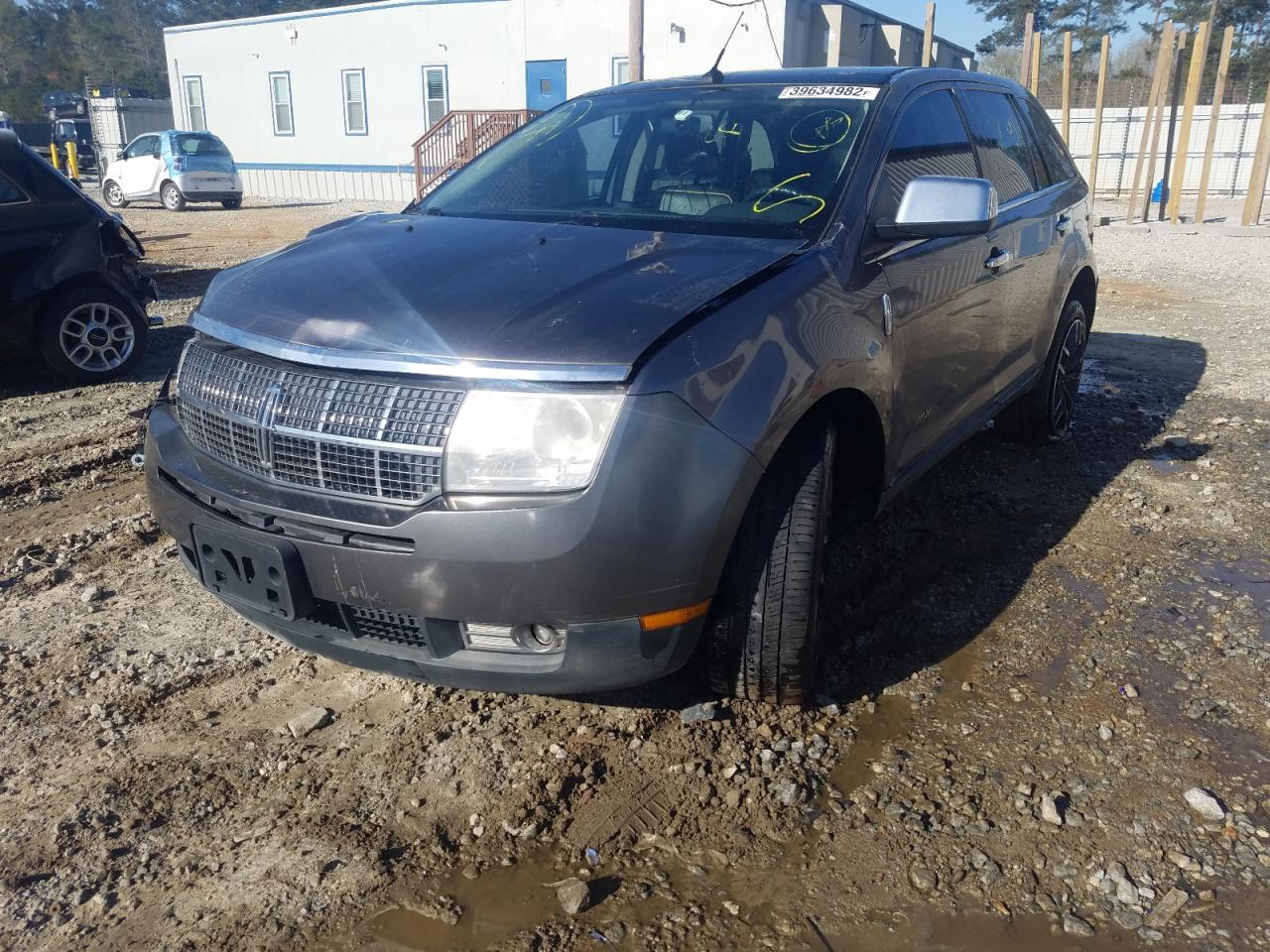 Photo 2 from auction – 2010 LINCOLN MKX with VIN 2LMDJ6JC1ABJ05690