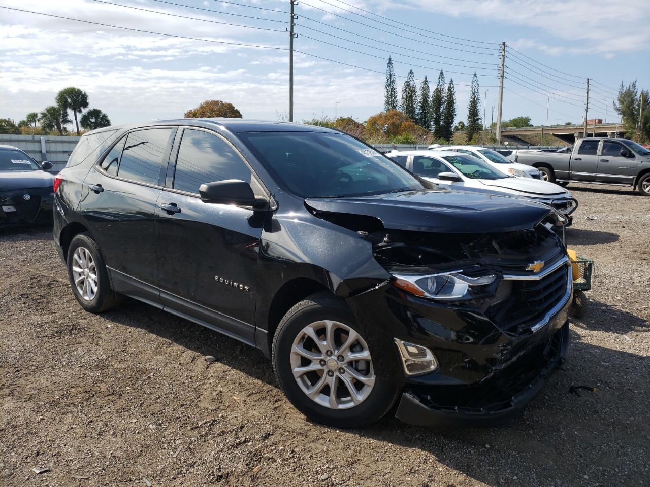 CHEVROLET EQUINOX LS 2018 with VIN 3GNAXHEV5JL331042 - Photo from auction