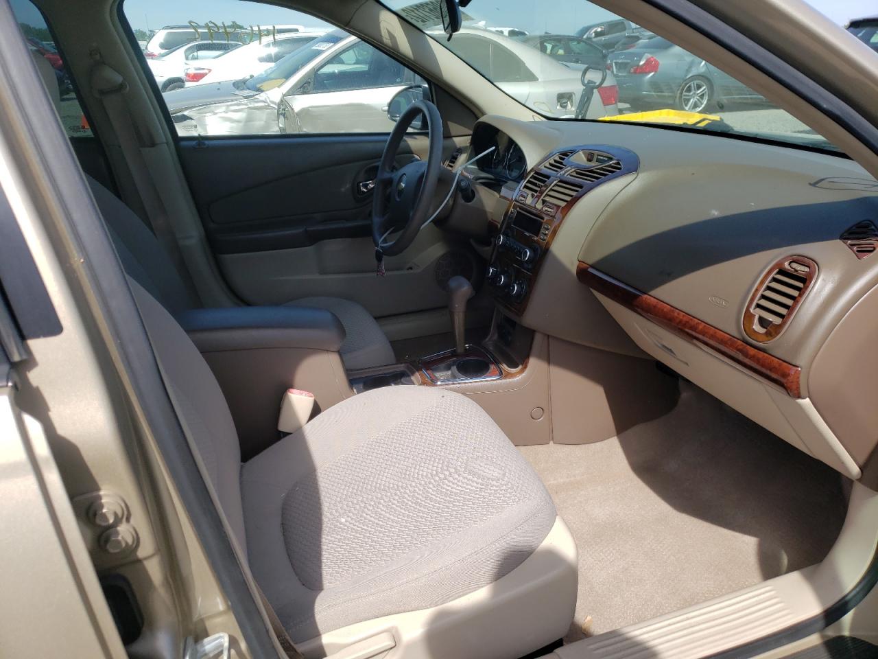 Photo 5 from auction – 2007 CHEVROLET MALIBU LS with VIN 1G1ZS58F97F225394
