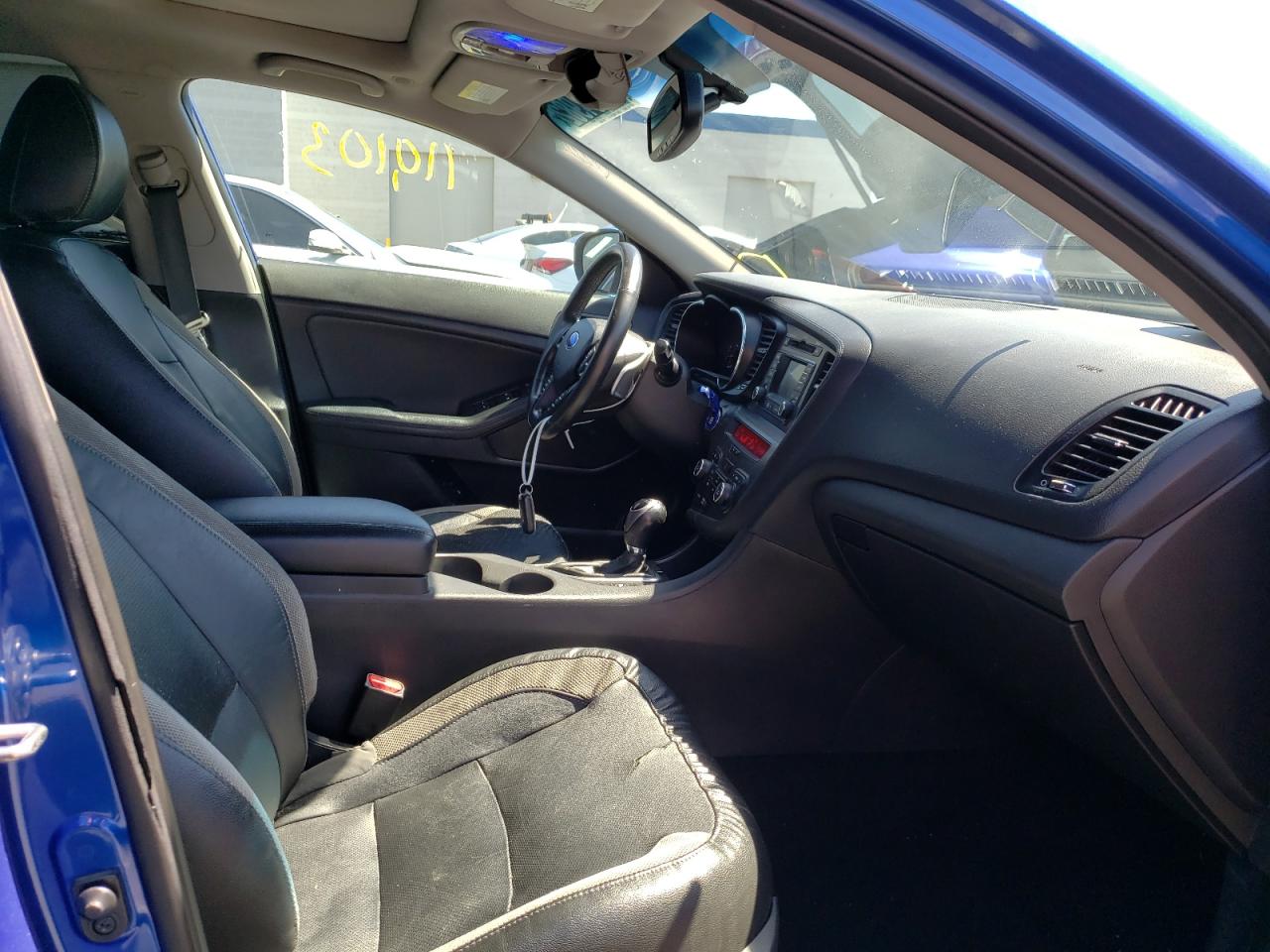 Photo 5 from auction – 2013 KIA OPTIMA SX with VIN 5XXGR4A68DG210297