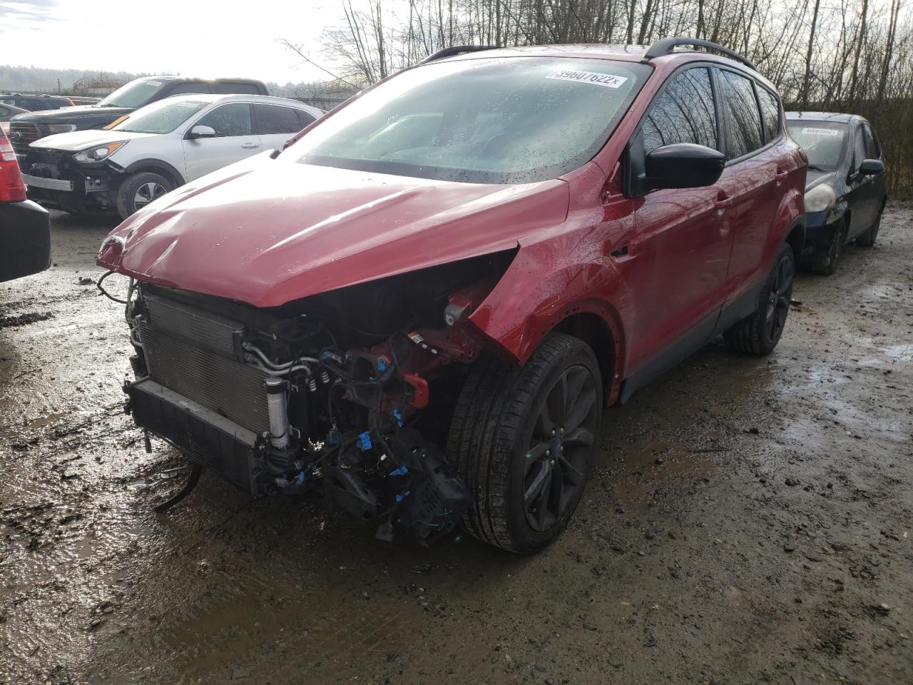 Photo 2 from auction – 2019 FORD ESCAPE SE with VIN 1FMCU9GD1KUB63603