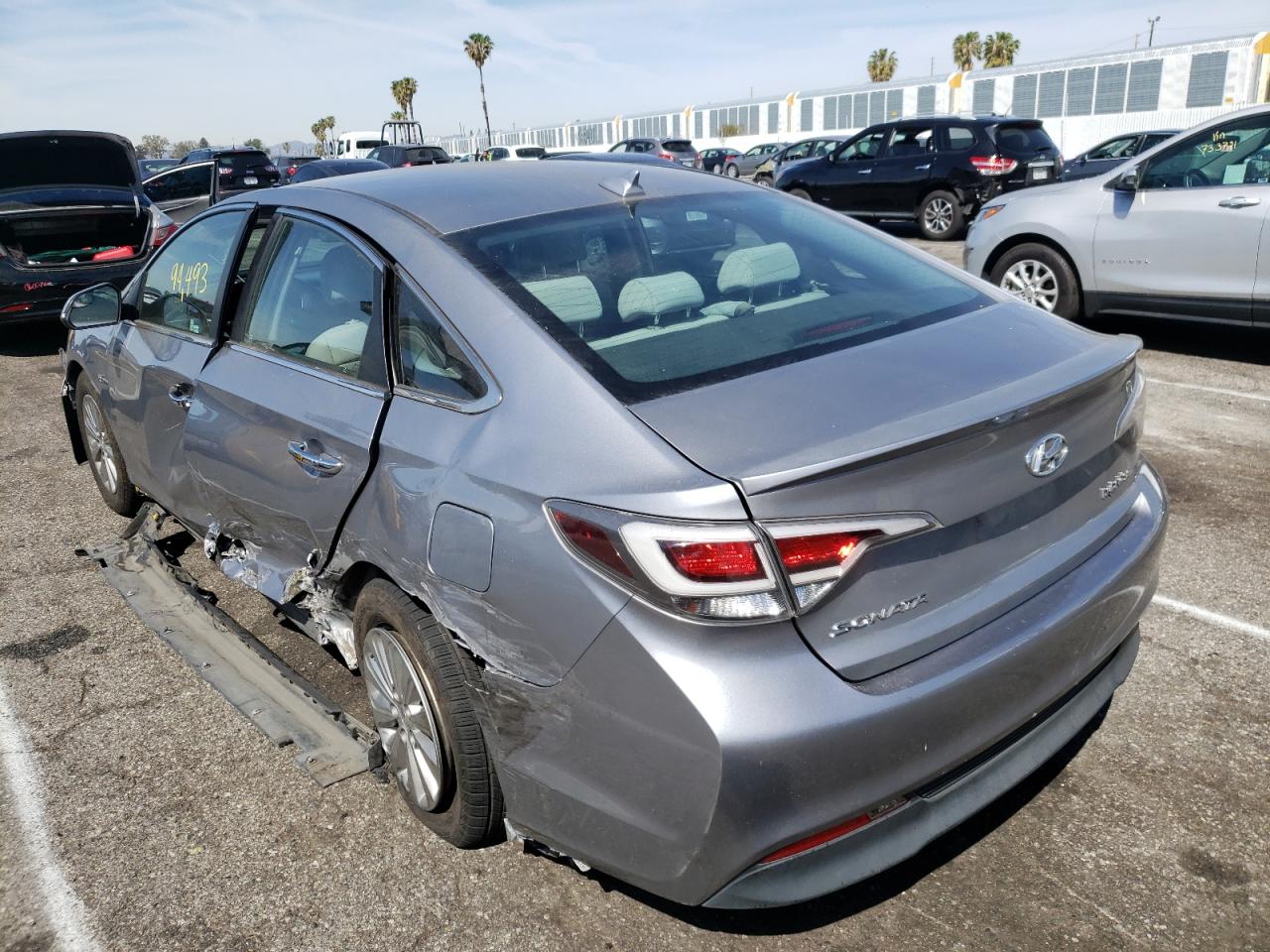 Photo 3 from auction – 2016 HYUNDAI SONATA HYB with VIN KMHE24L10GA012211