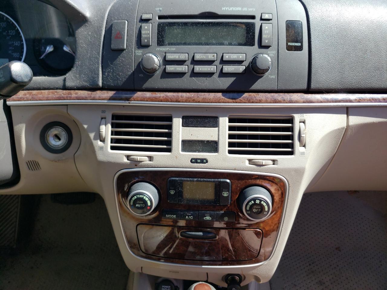 Photo 9 from auction – 2006 HYUNDAI SONATA with VIN 5NPEU46F76H148591