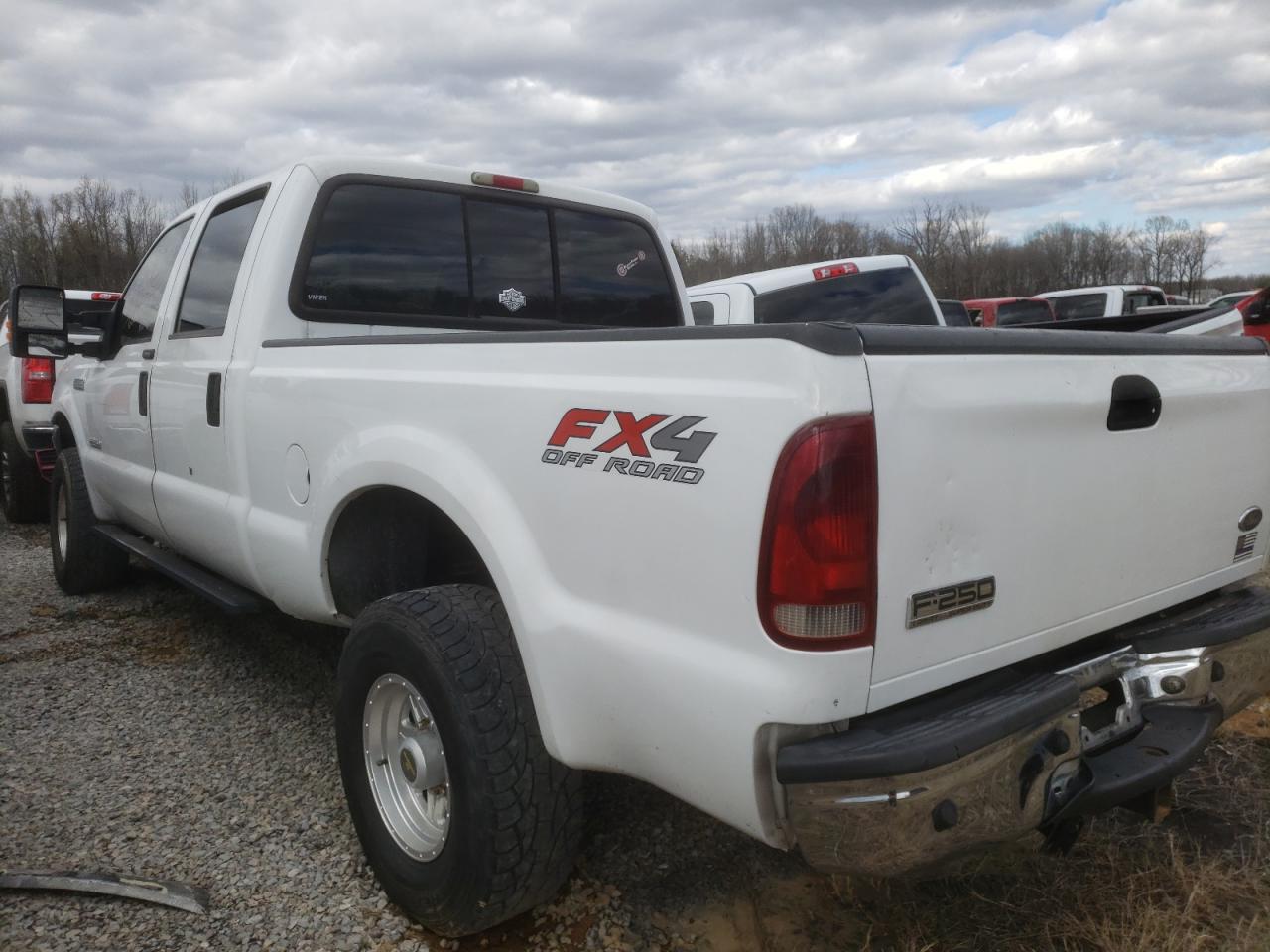 Photo 3 from auction – 2004 FORD F250 SUPER with VIN 1FTNW21P14EA96077