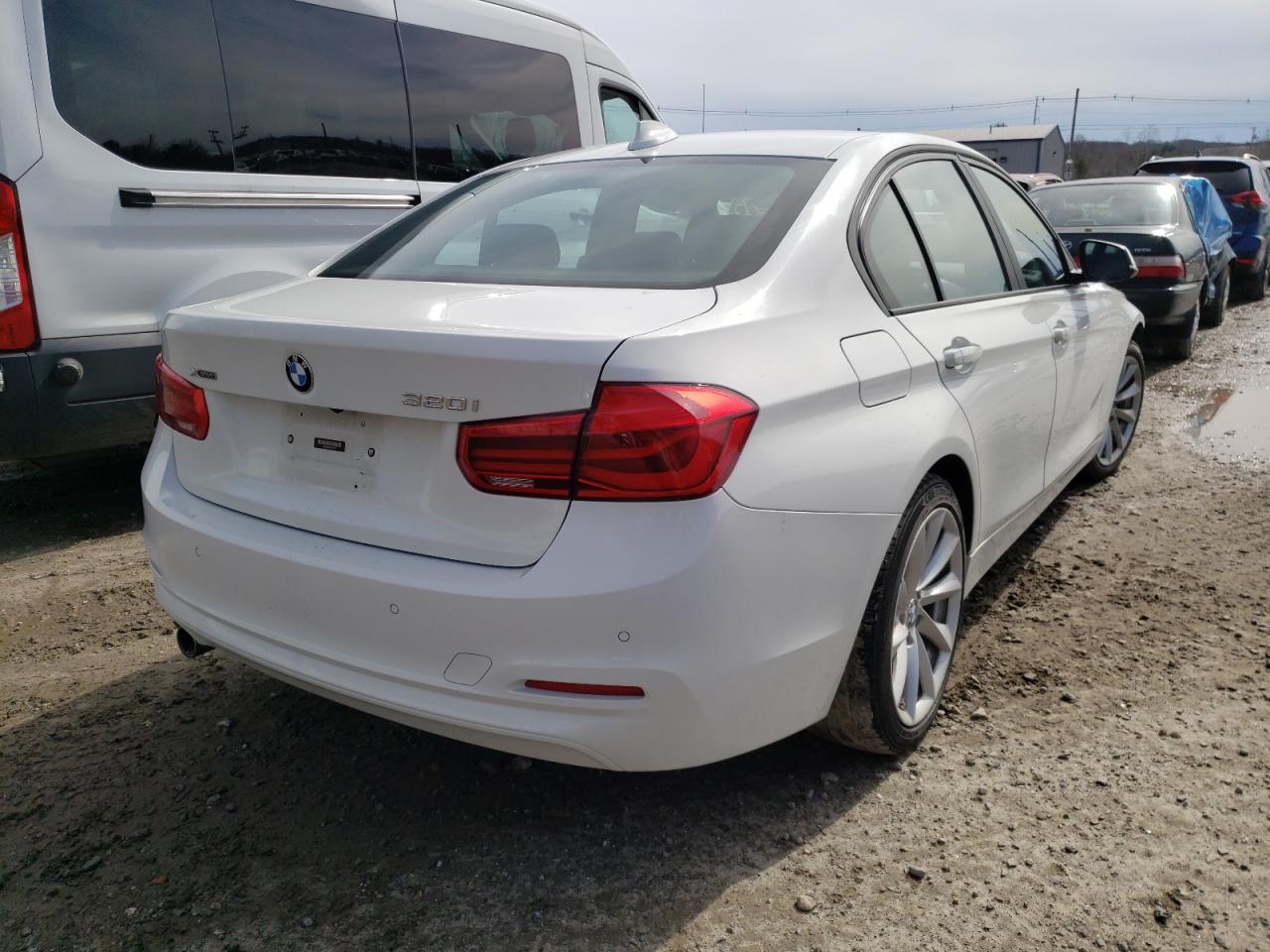 Photo 4 from auction – 2016 BMW 320 XI with VIN WBA8A3C58GK689371