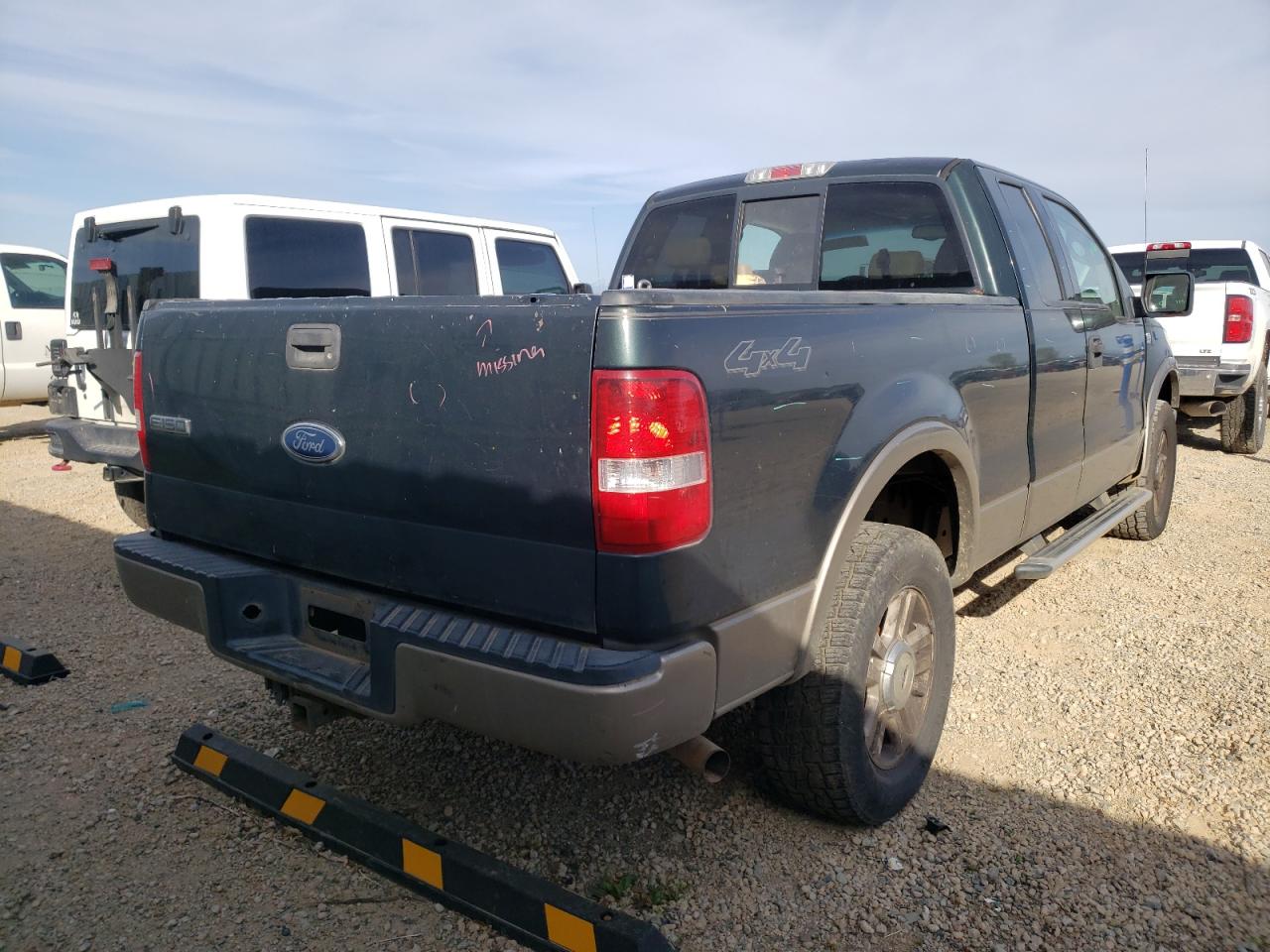 Photo 4 from auction – 2004 FORD F150 with VIN 1FTPX14534NC57376