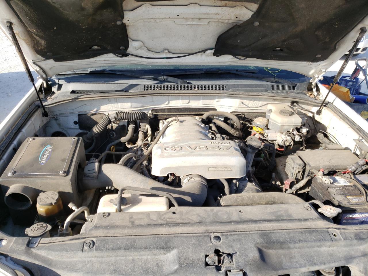 Photo 7 from auction – 2004 TOYOTA 4RUNNER SR with VIN JTEBT14RX48012576