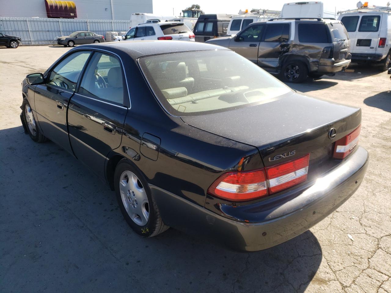 Photo 3 from auction – 2000 LEXUS ES 300 with VIN JT8BF28G4Y0261906