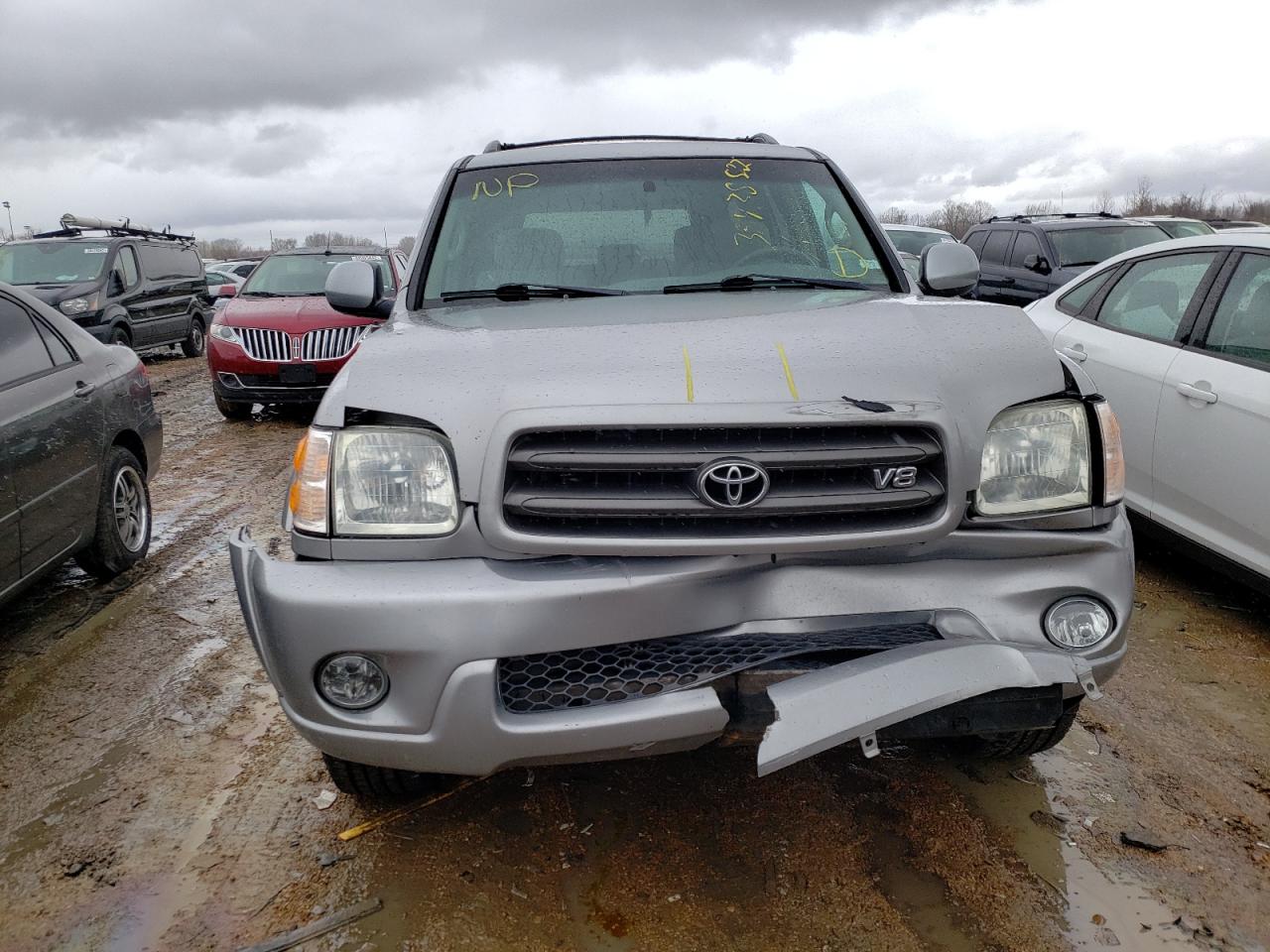 Photo 9 from auction – 2004 TOYOTA SEQUOIA SR with VIN 5TDZT34A04S215271