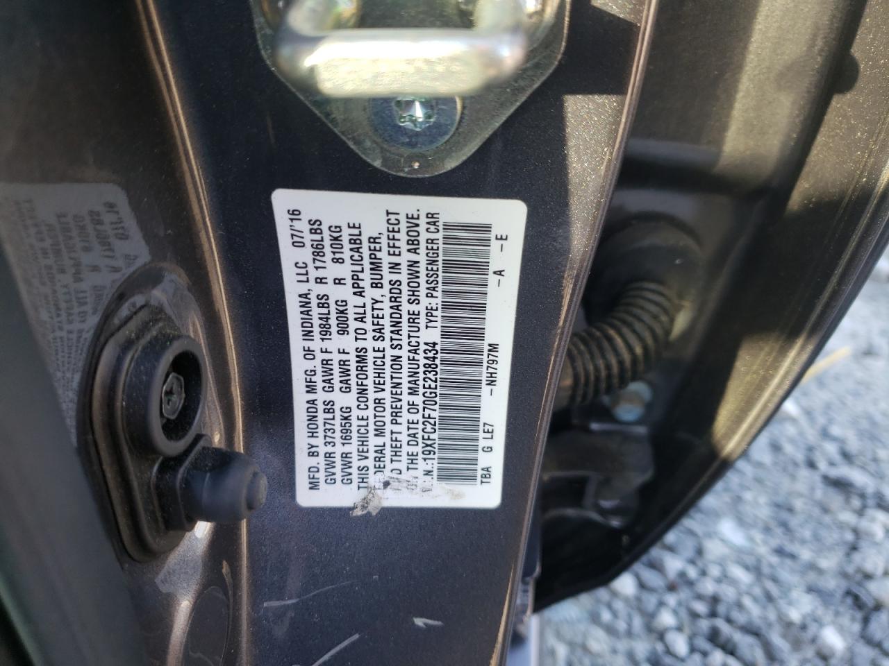 Photo 10 from auction – 2016 HONDA CIVIC EX with VIN 19XFC2F70GE238434